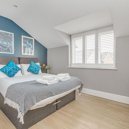 Stylish 1 Bed Apt , Central , Pkg, Perfect For Long Stays 에그햄 외부 사진